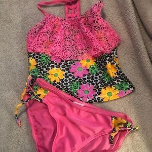 Girls 2 piece bathing suit